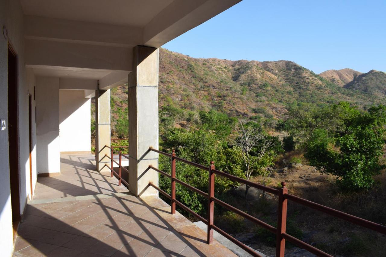 Kumbhalgarh Forest Retreat Hotel Екстериор снимка